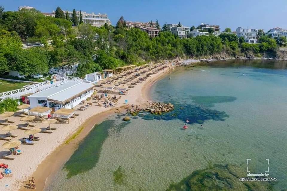 Captain'S Island Deluxe Černomorec Exteriér fotografie