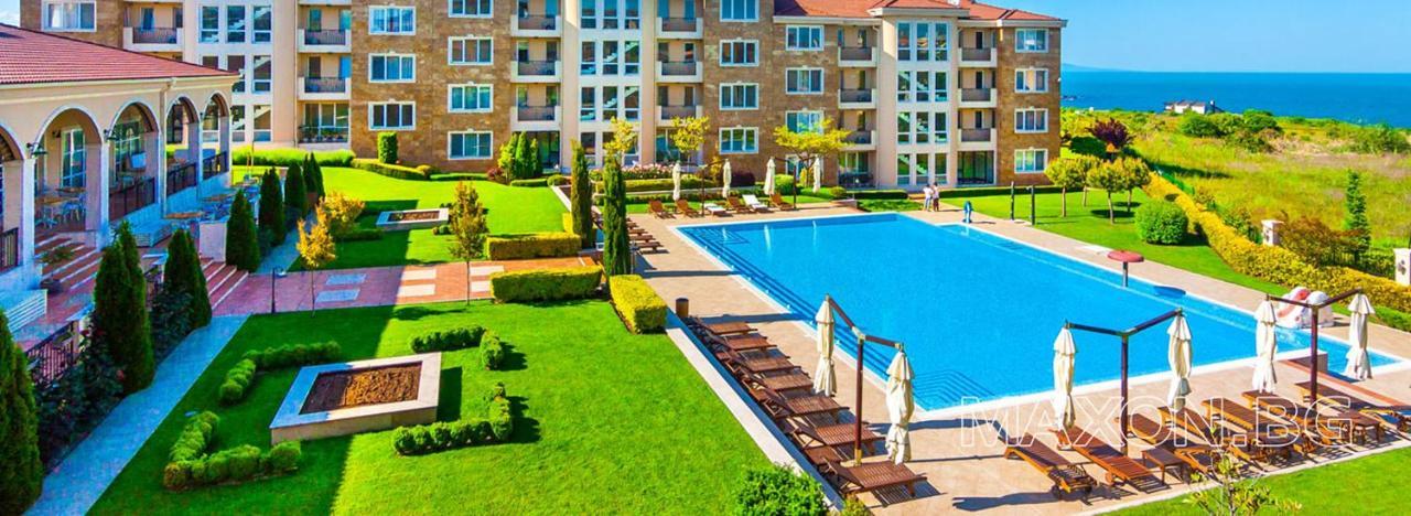Captain'S Island Deluxe Černomorec Exteriér fotografie